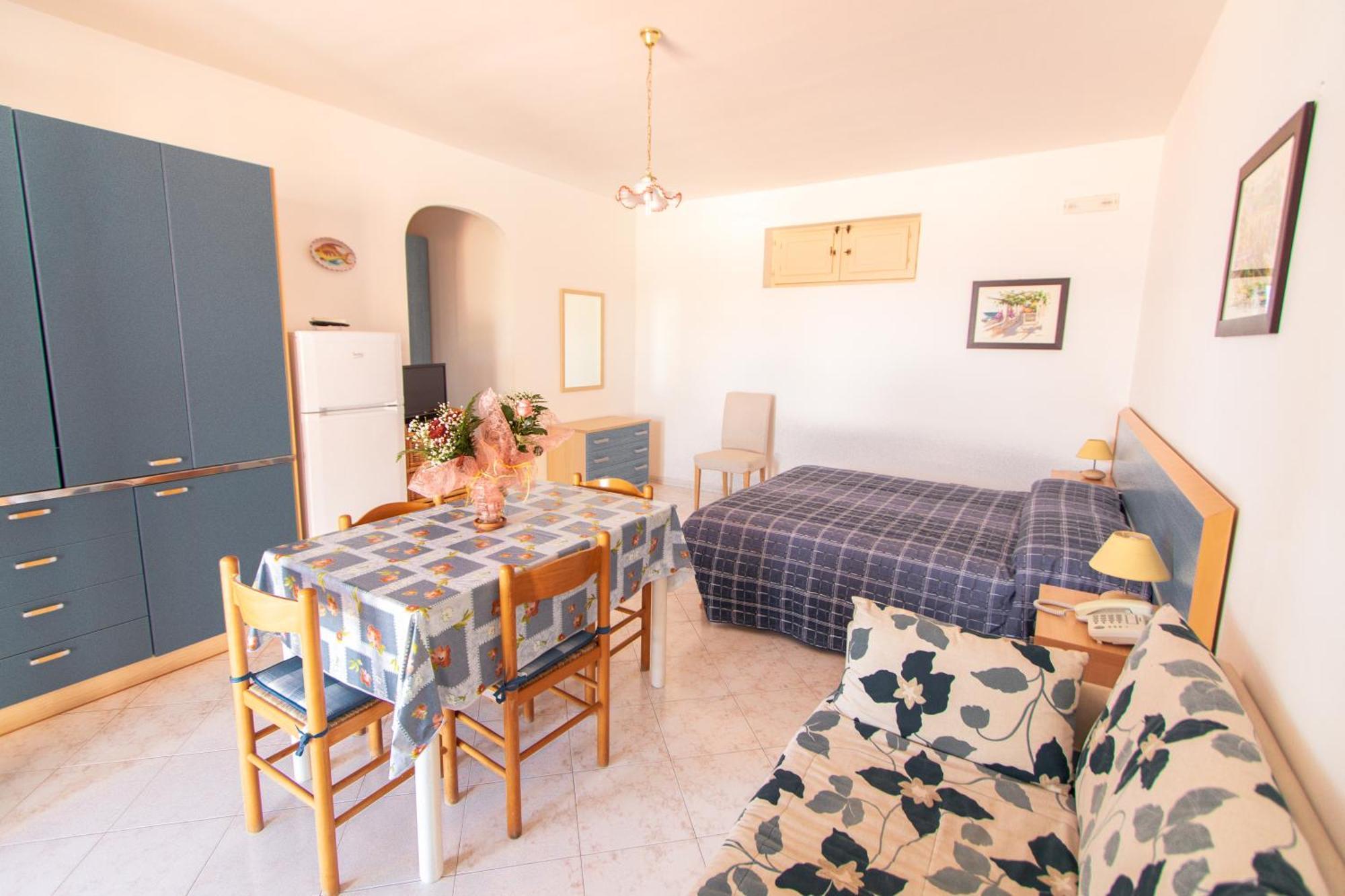 Hotel Residence La Villetta Canneto  Ruang foto