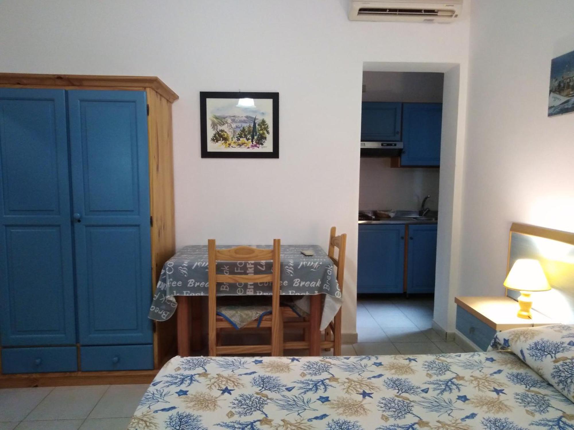 Hotel Residence La Villetta Canneto  Ruang foto