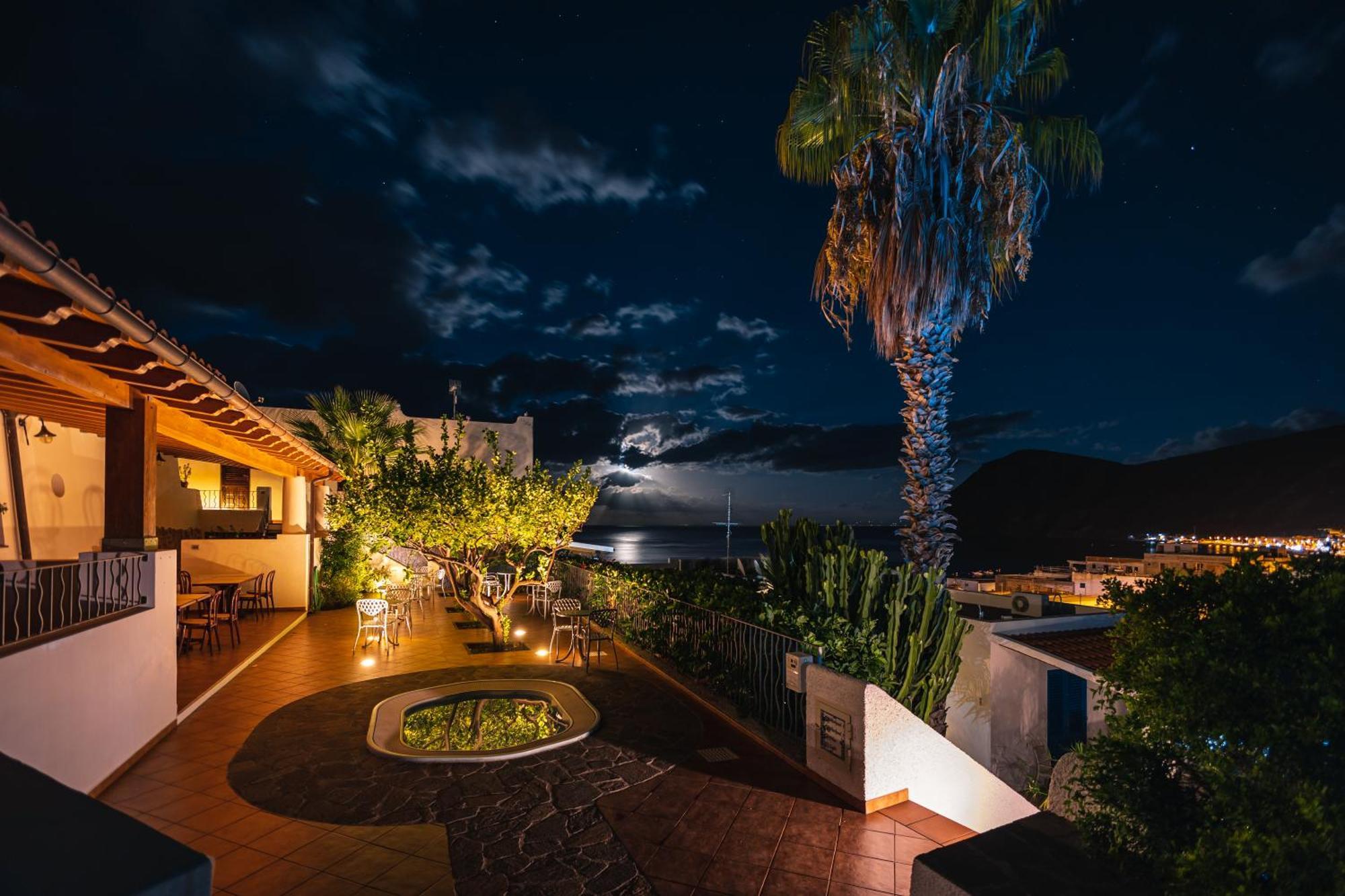 Hotel Residence La Villetta Canneto  Bagian luar foto