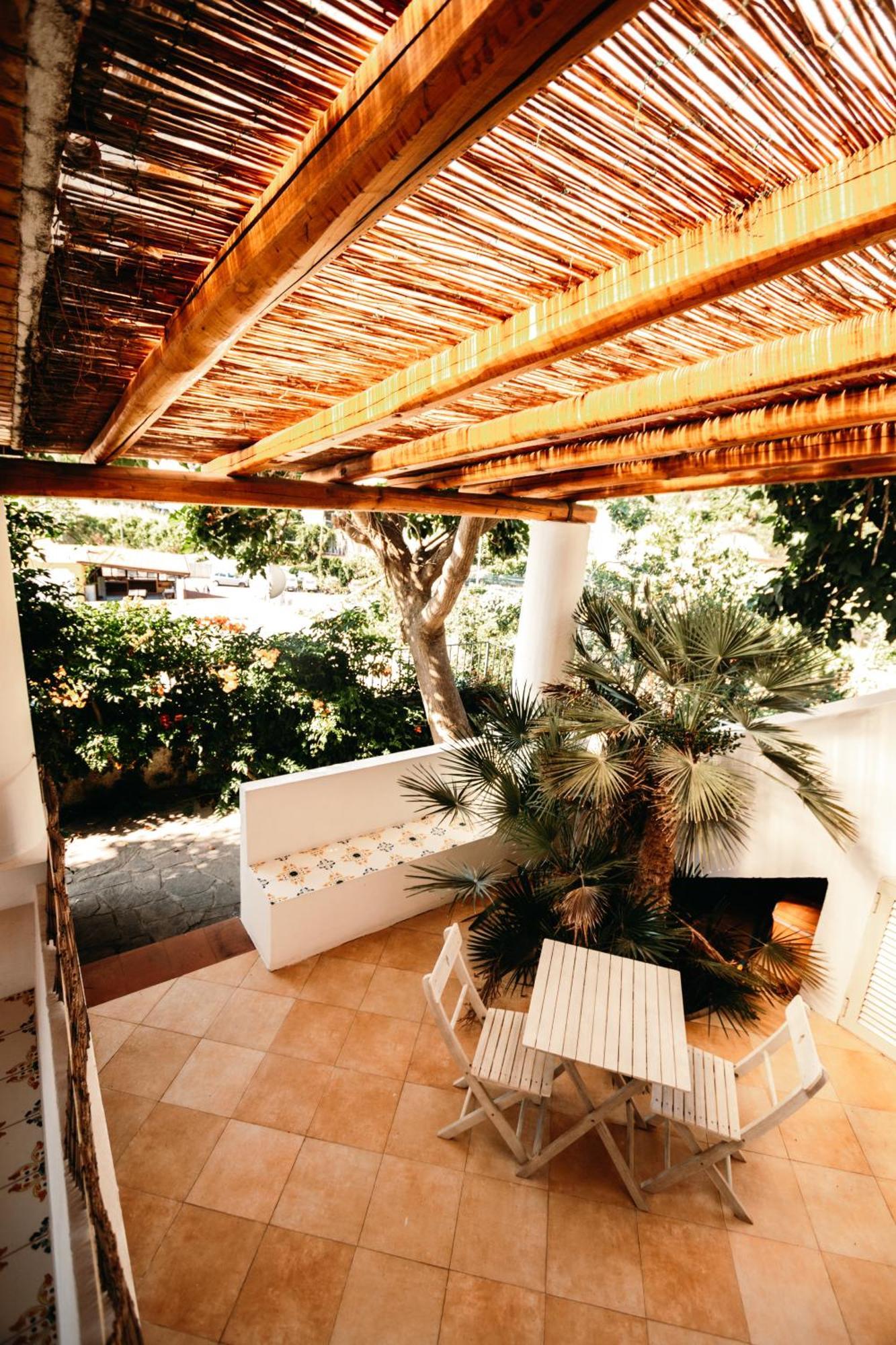 Hotel Residence La Villetta Canneto  Bagian luar foto